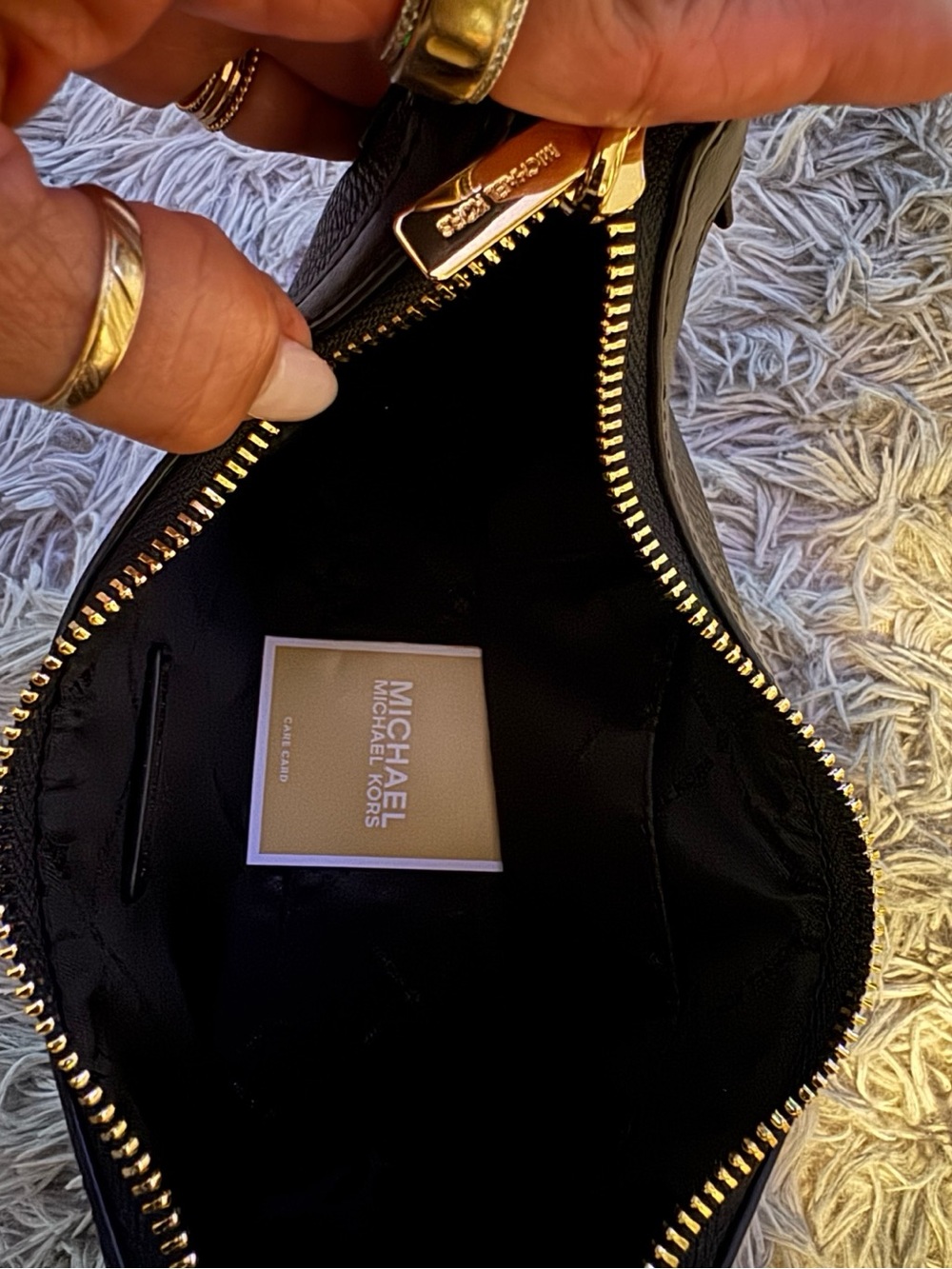 NWT Michael Kors Black Pebbled Shoulder Hobo Bag with Gold Hardware - Picture 5 of 6